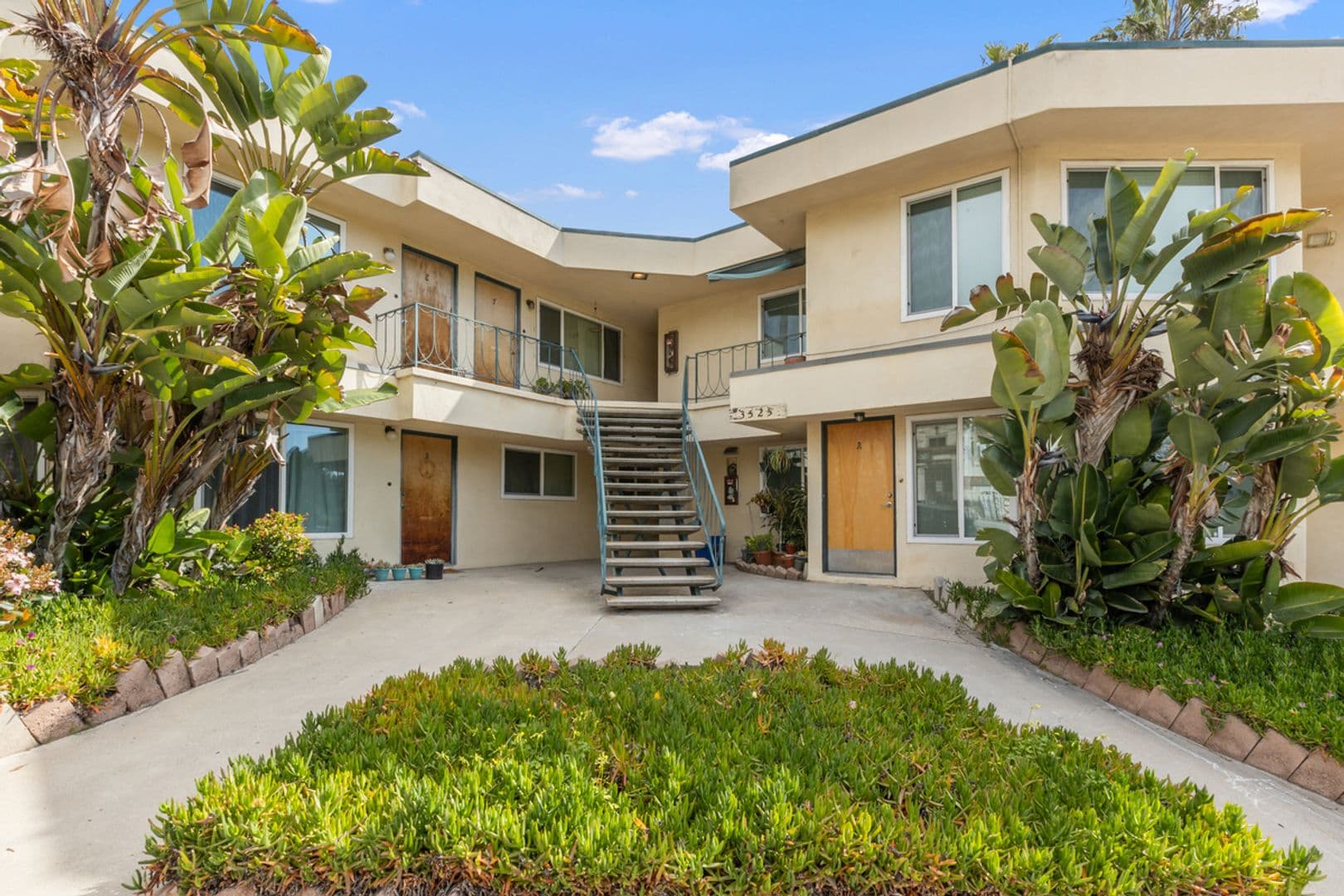 SAN DIEGO Apartment: 3525 REYNARD WAY