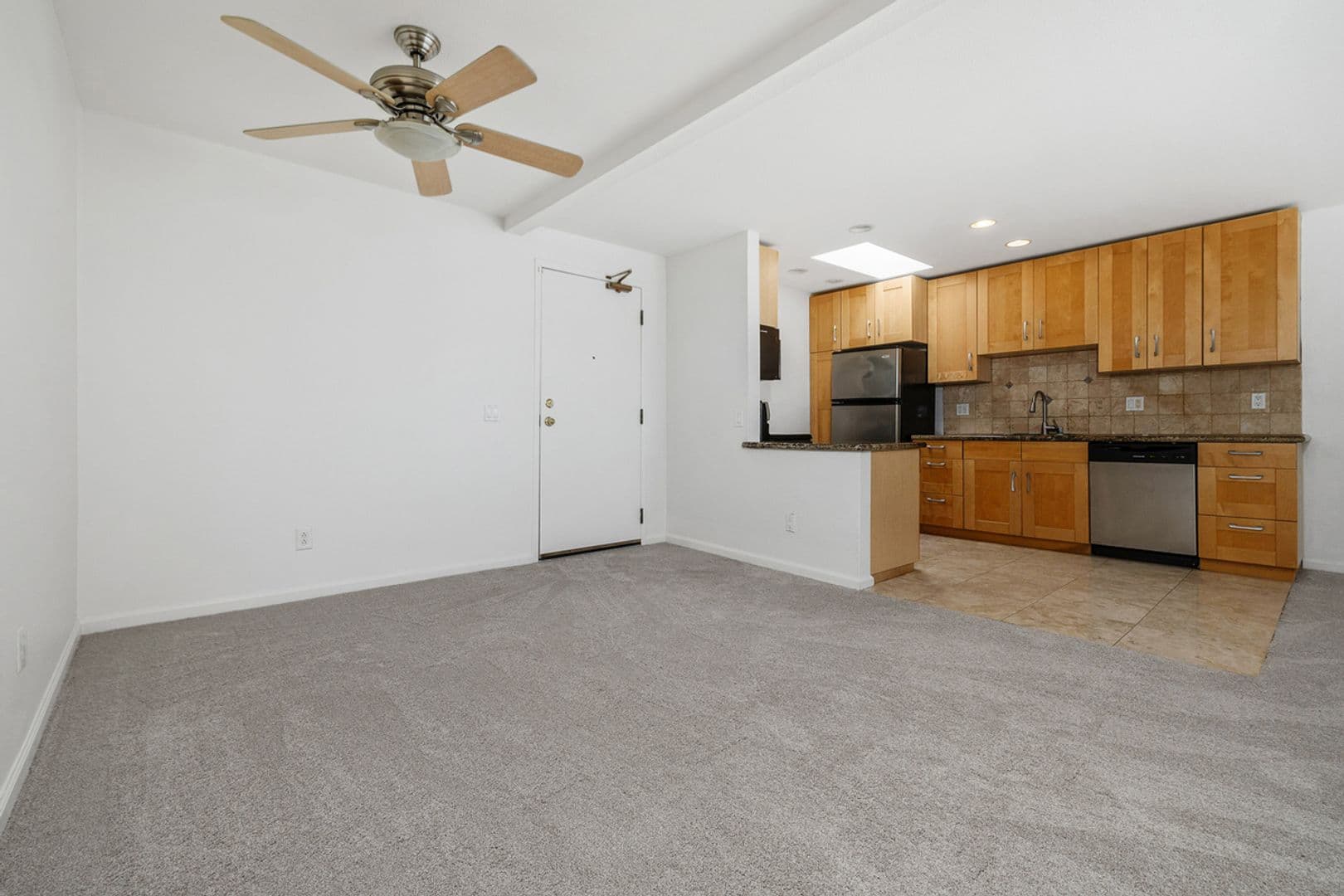 San Diego Condo: 8308 Regents Rd - 3A