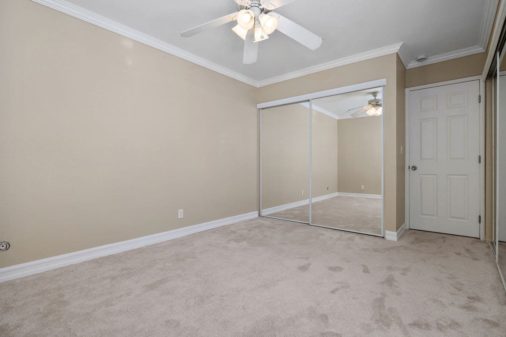 San Diego Apartment: 3276 Ashford St. Unit C