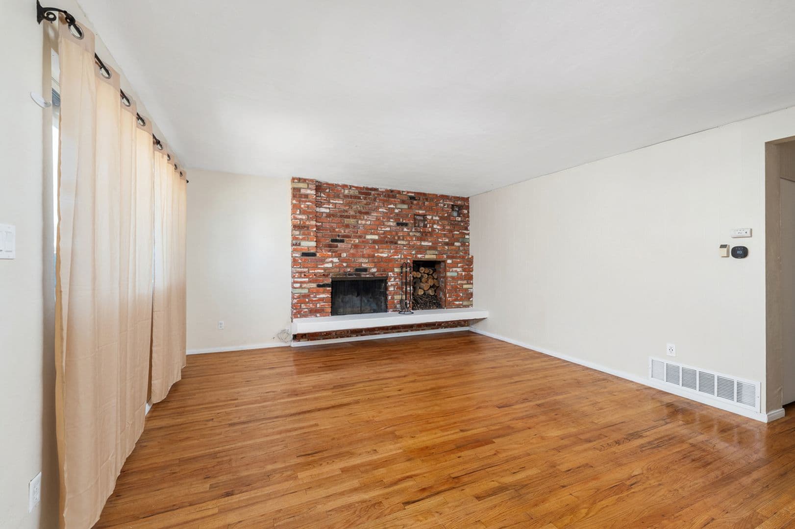 El Cajon House: 1231 Evilo Street