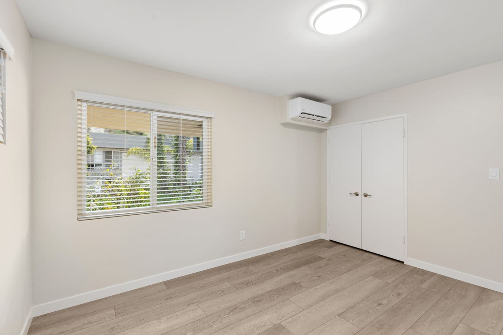 SAN DIEGO Apartment: 3525 REYNARD WAY