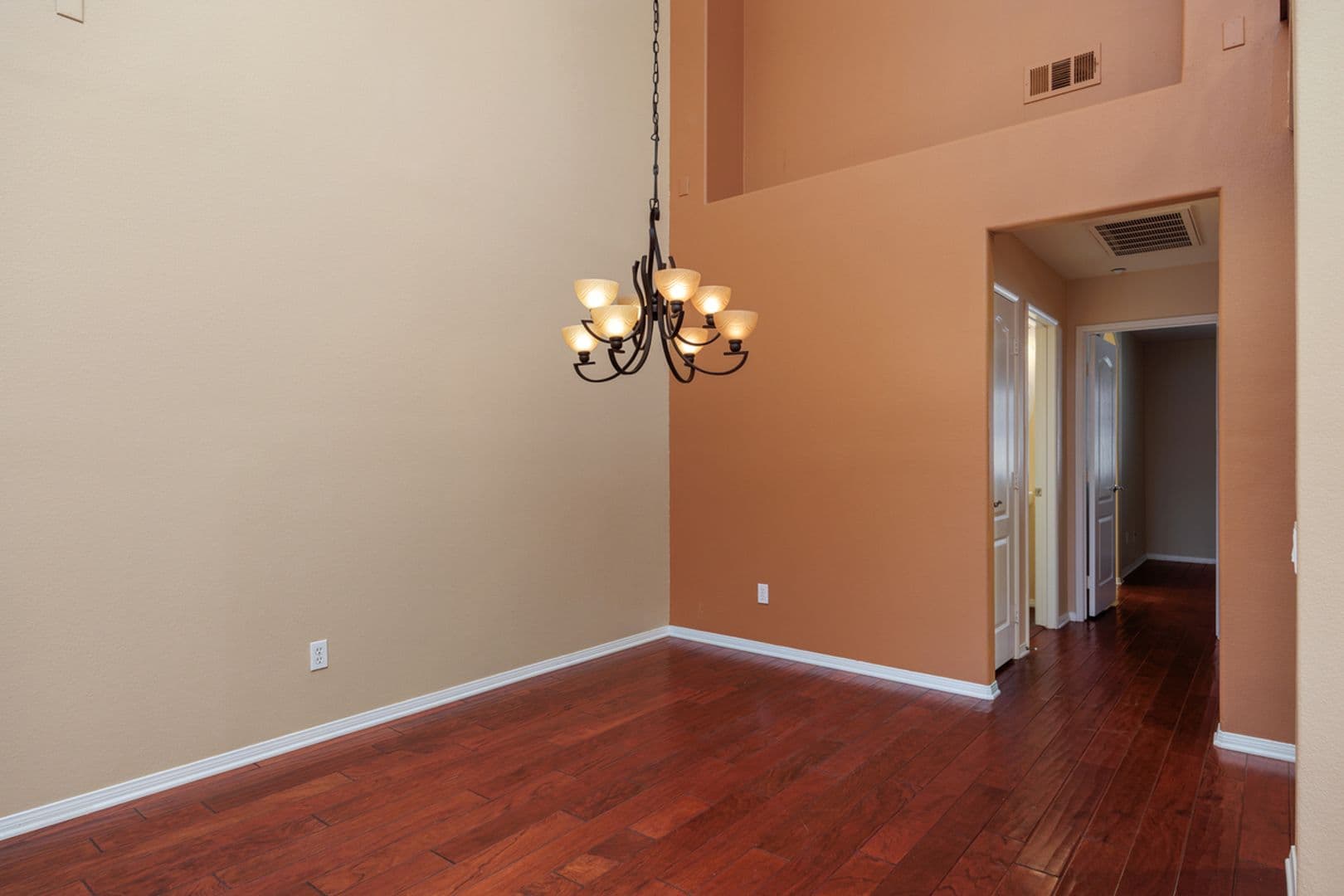 San Diego Townhome: 10410 Duxbury Ln. Unit 5