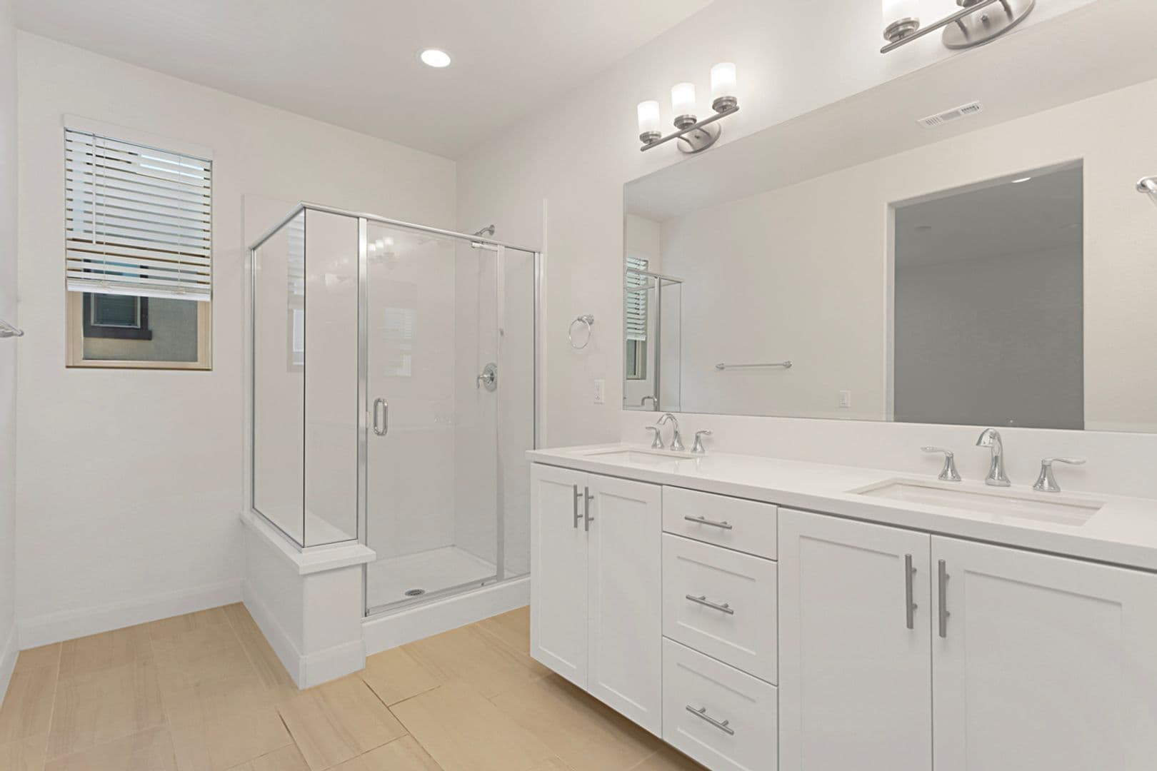 Vista Apartment: 2116 Solara Ln