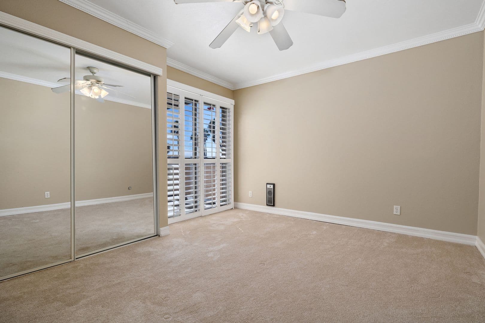 San Diego Apartment: 3276 Ashford St. Unit C