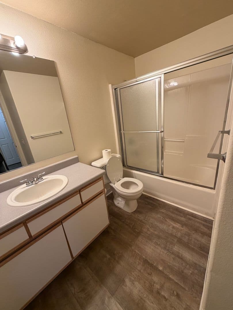Seaside Apartment: 2160 Lewis & Clark Rd