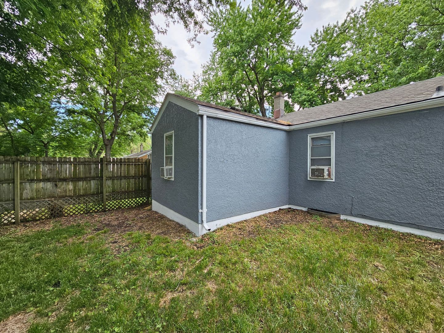Omaha House: 5315 n. 35th St