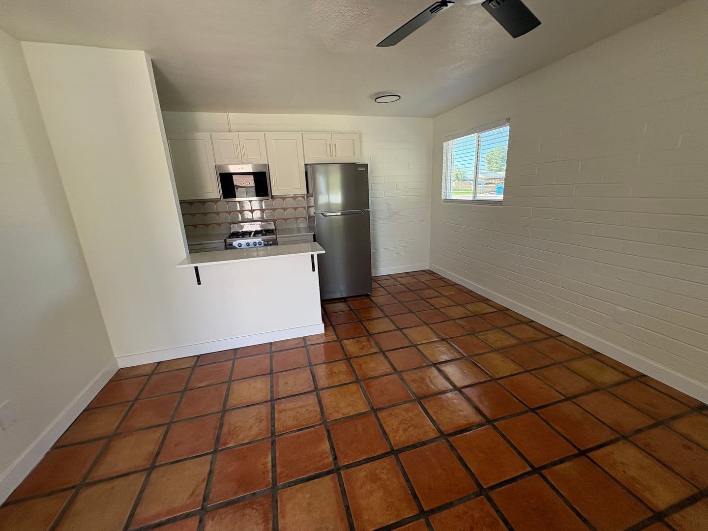 Tempe Apartment: 1873 E University Dr