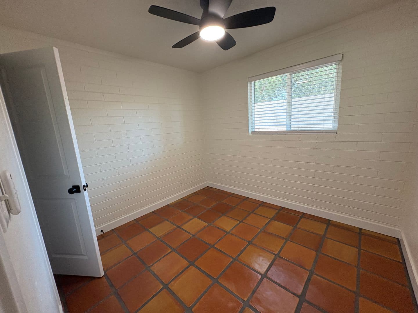 Tempe Apartment: 1873 E University Dr