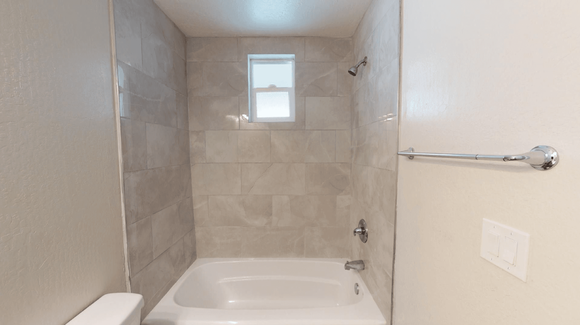 Phoenix Apartment: 906 E Roma Ave