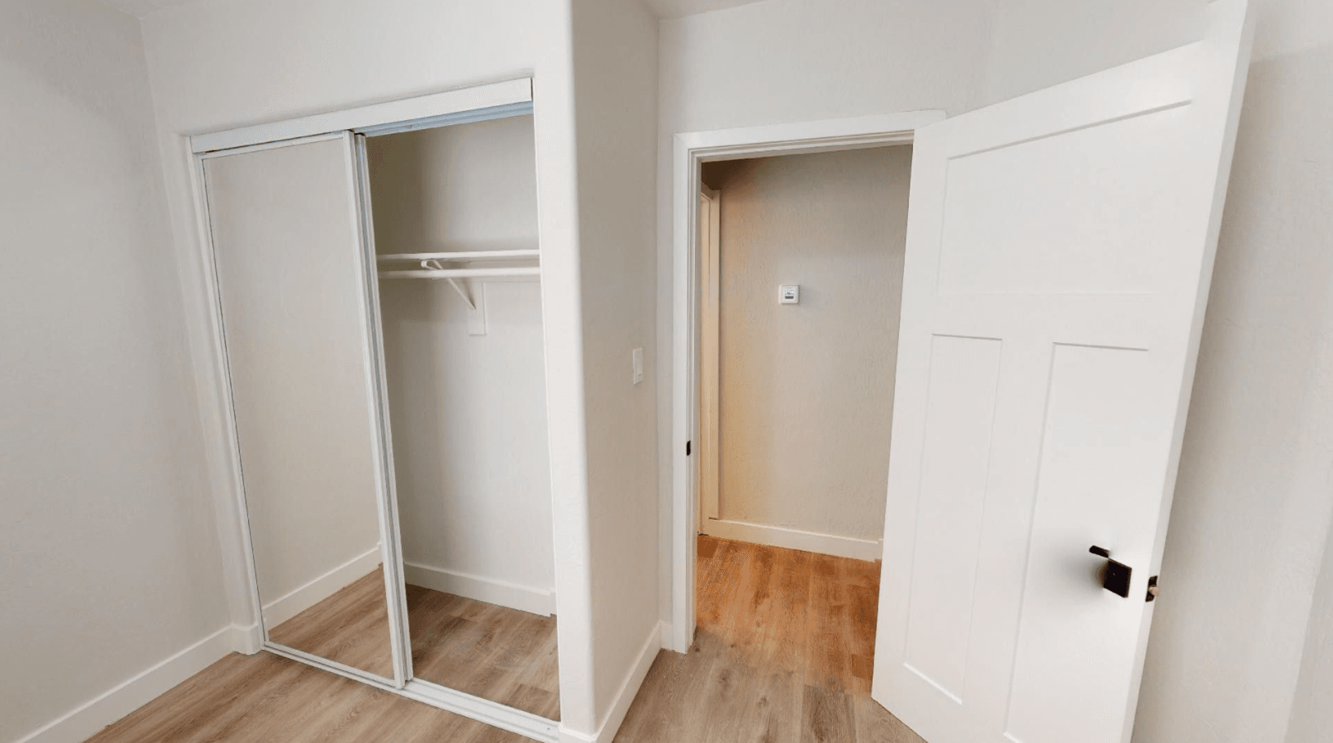 Phoenix Apartment: 906 E Roma Ave