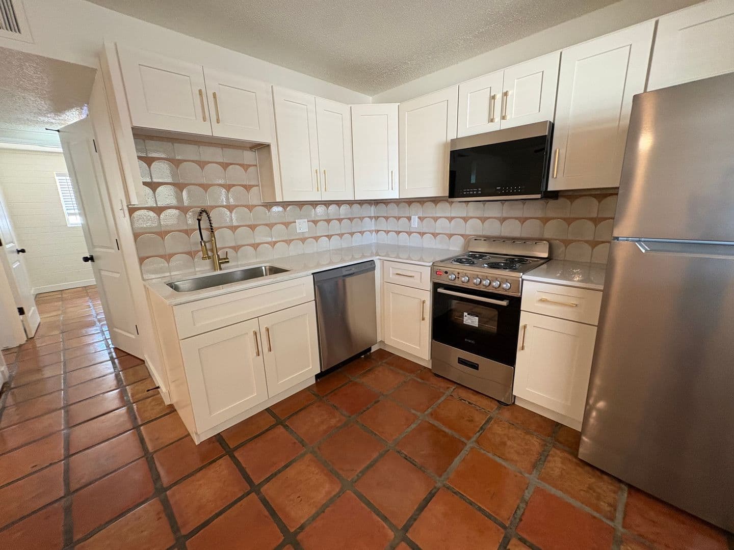 Tempe Apartment: 1867 E University Dr