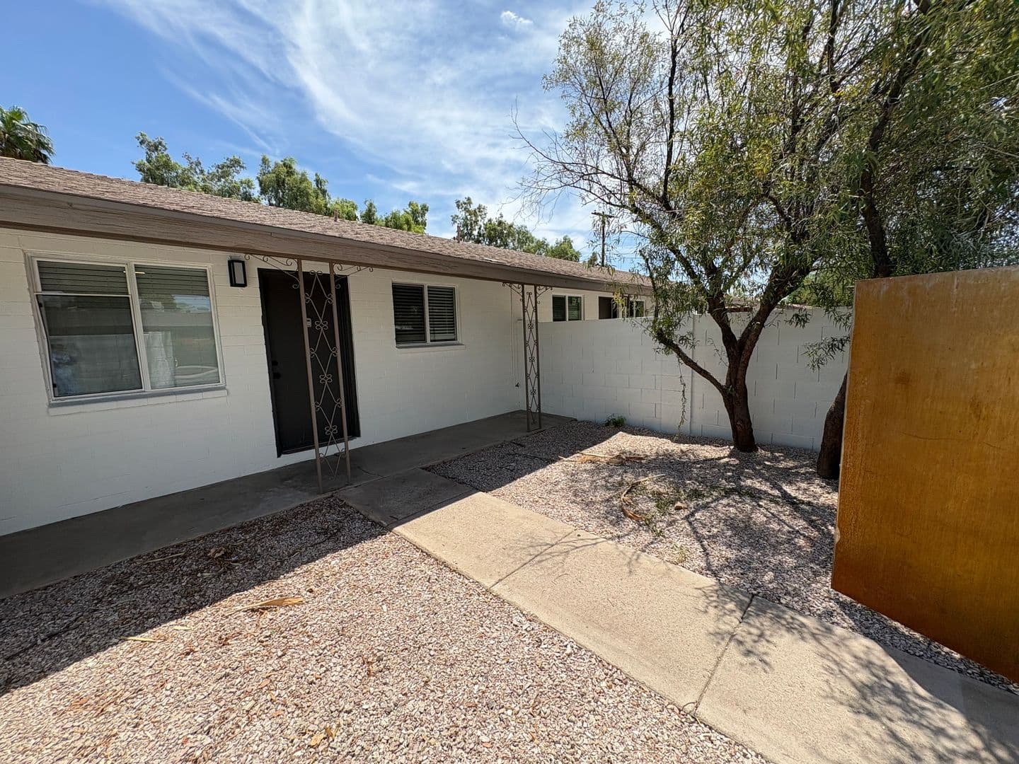 Tempe Apartment: 1867 E University Dr