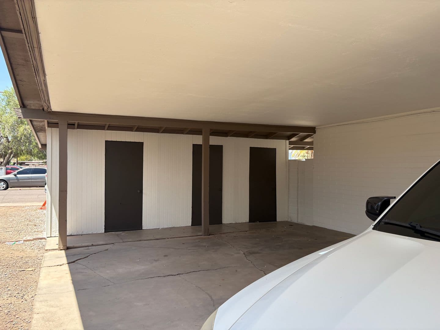 Tempe Apartment: 1867 E University Dr