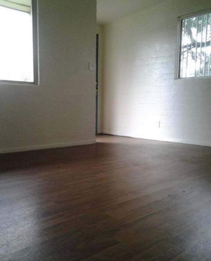 Tempe Apartment: 909 S Mariana St