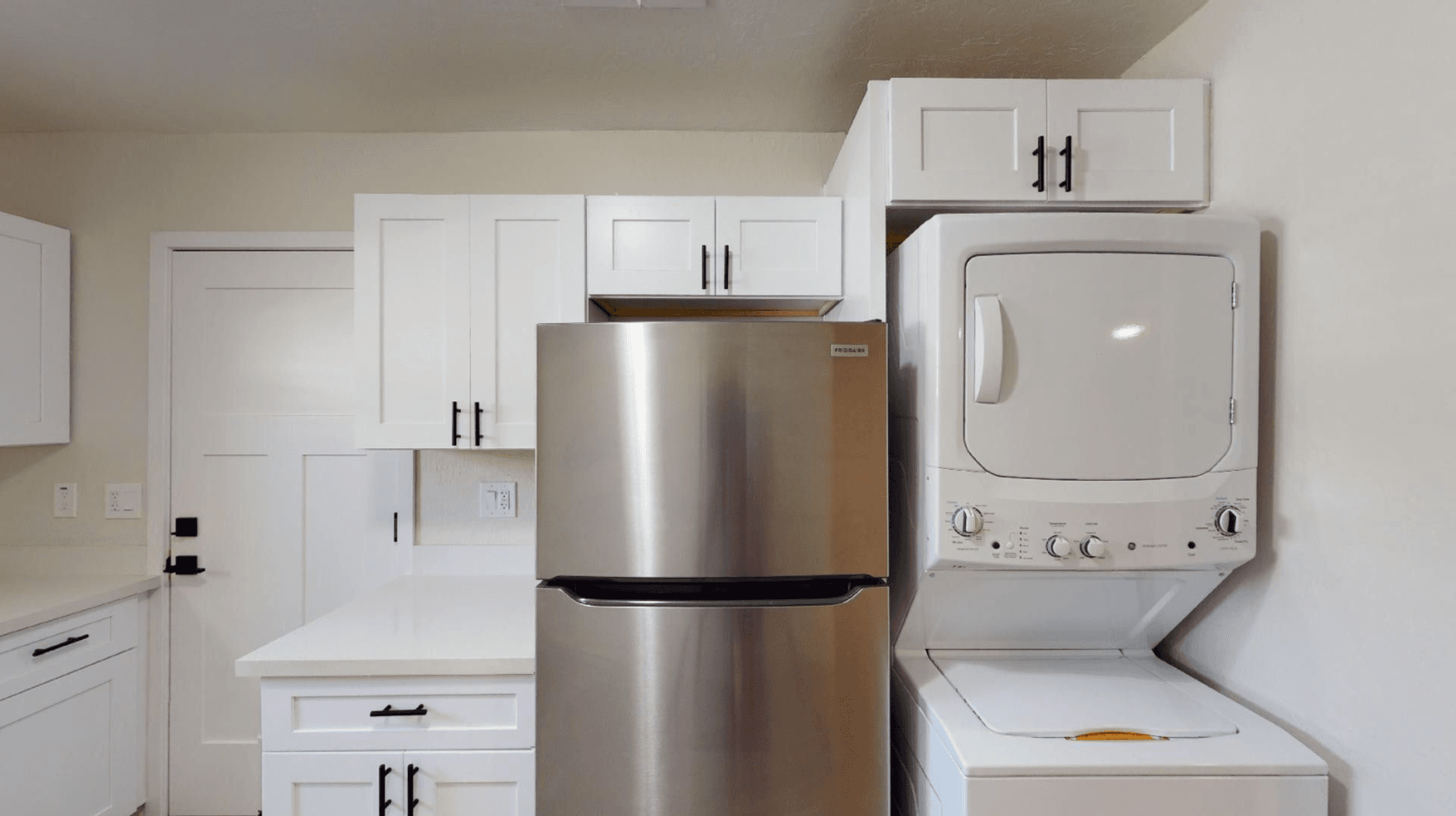 Phoenix Apartment: 906 E Roma Ave