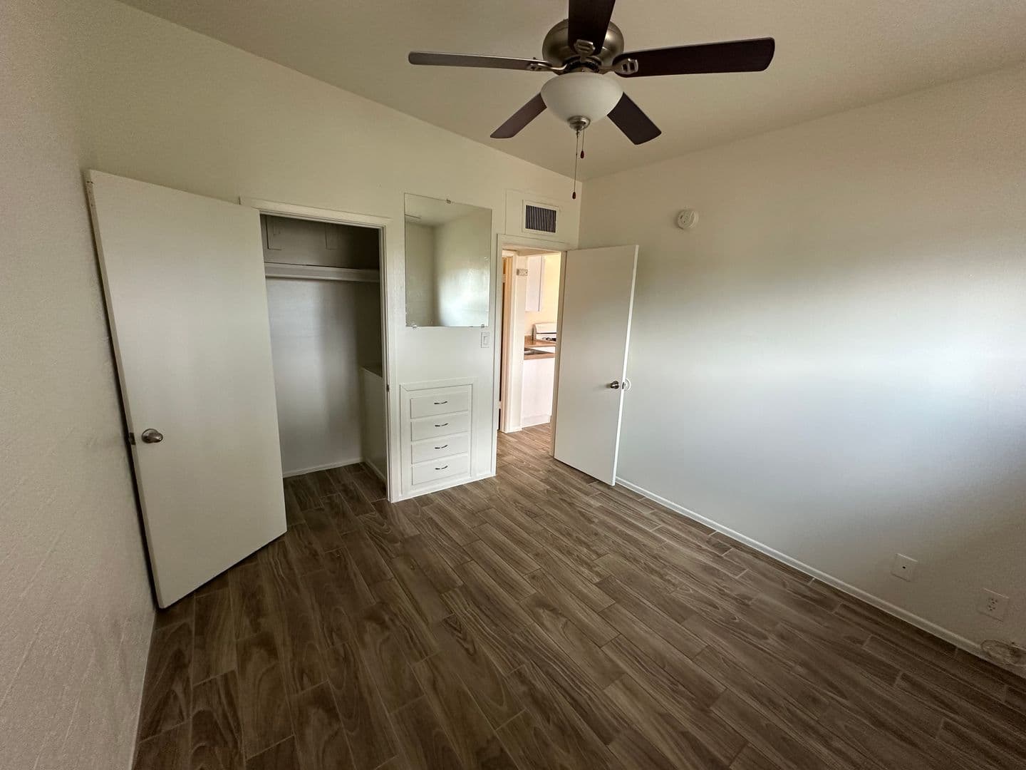 Tempe Apartment: 909 S Mariana St