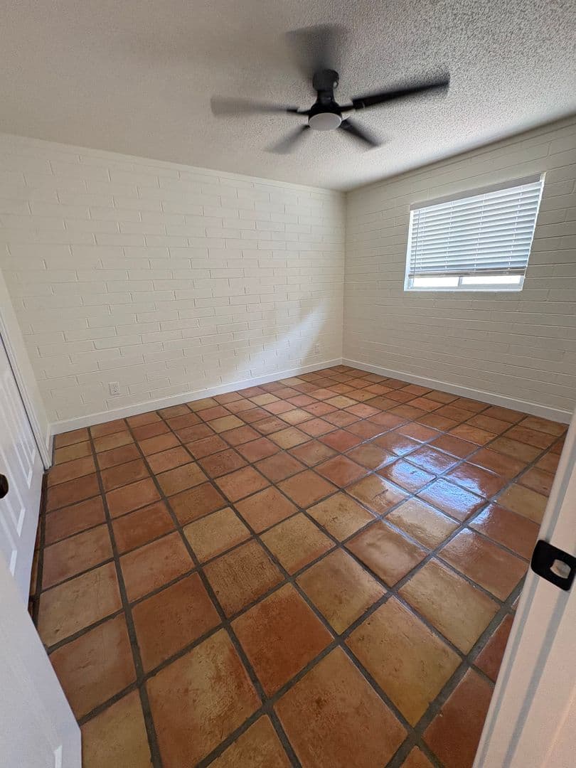 Tempe Apartment: 1867 E University Dr