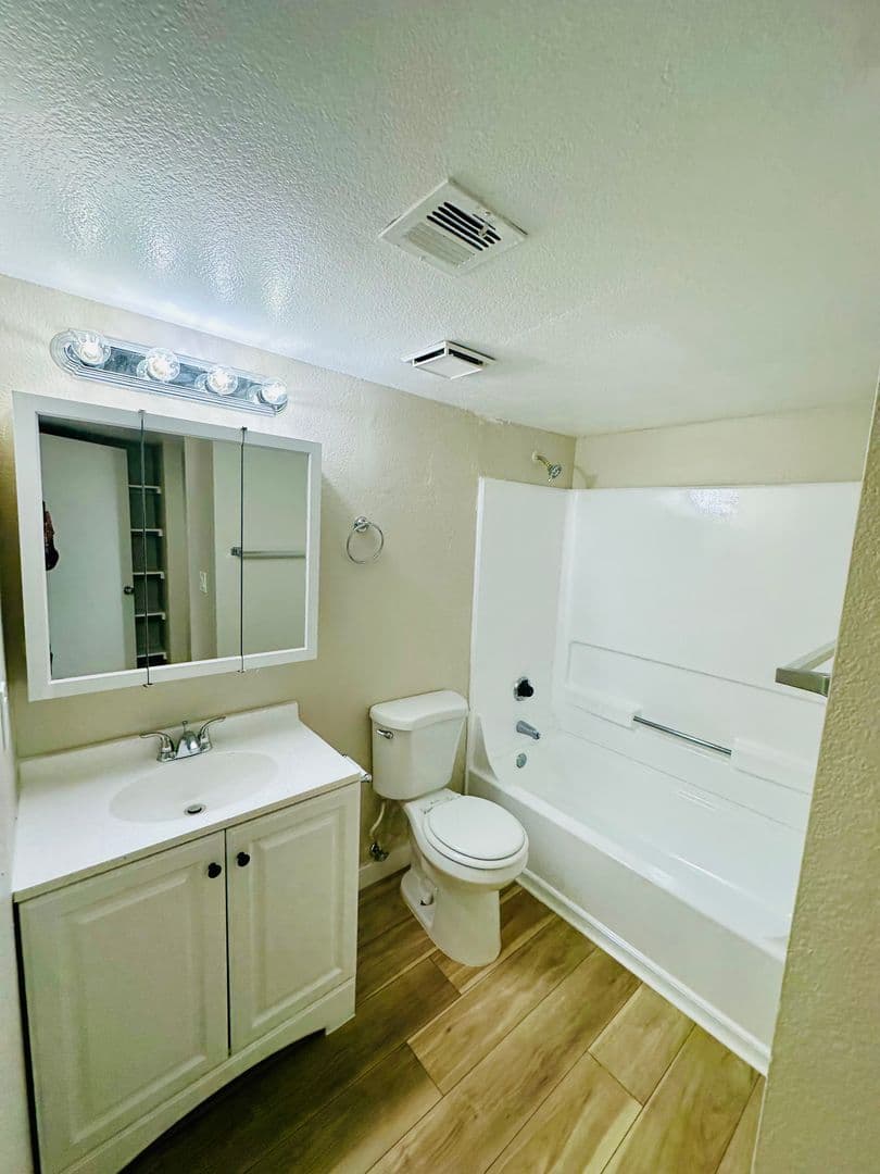 Phoenix Apartment: 5343 E Taylor St