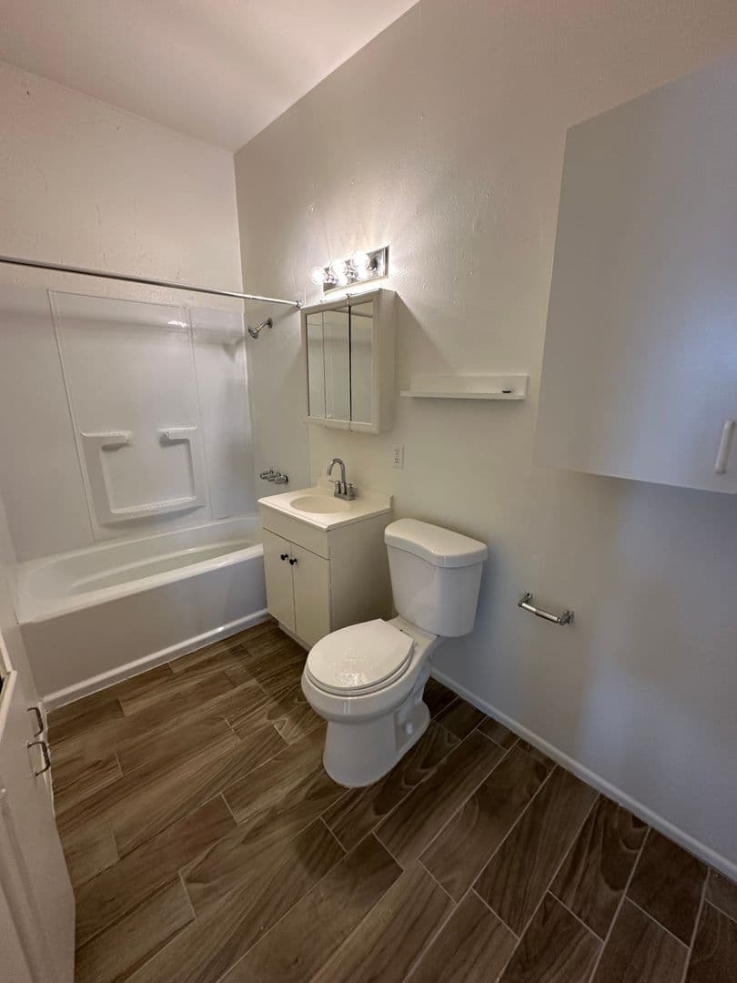 Tempe Apartment: 909 S Mariana St