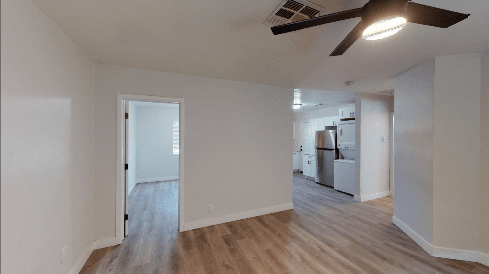 Phoenix Apartment: 906 E Roma Ave