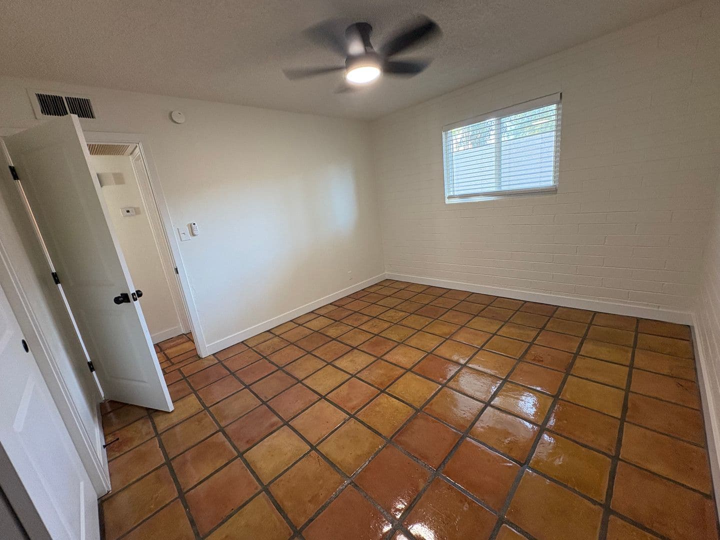 Tempe Apartment: 1873 E University Dr