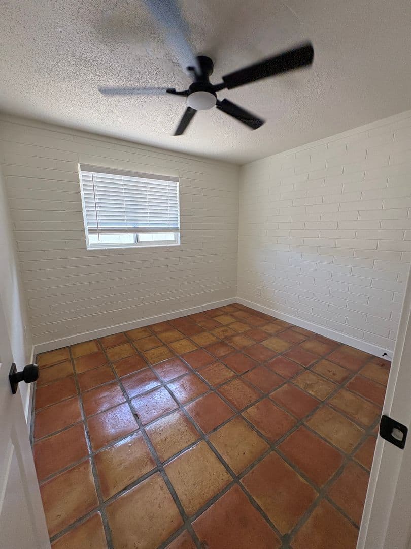 Tempe Apartment: 1867 E University Dr