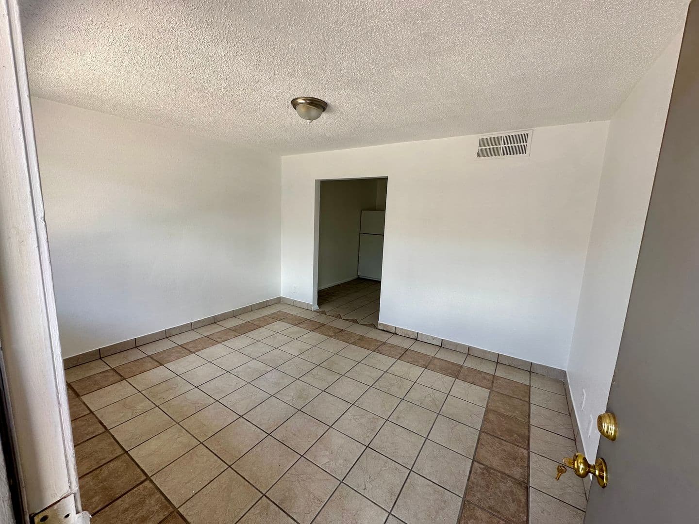 Tempe Apartment: 809 W 1st St
