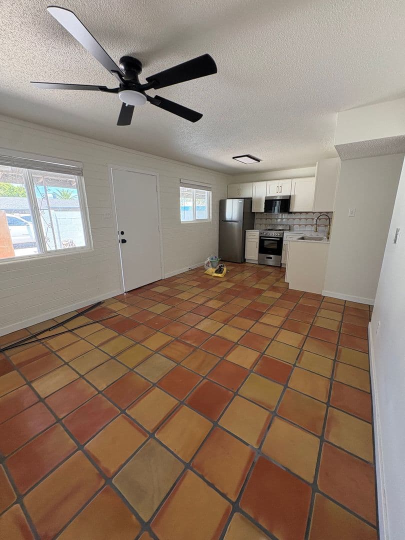Tempe Apartment: 1867 E University Dr