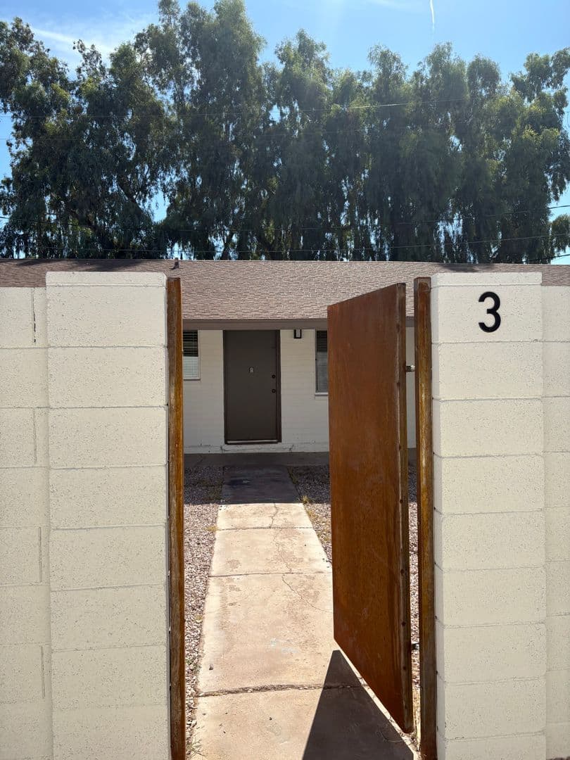 Tempe Apartment: 1873 E University Dr