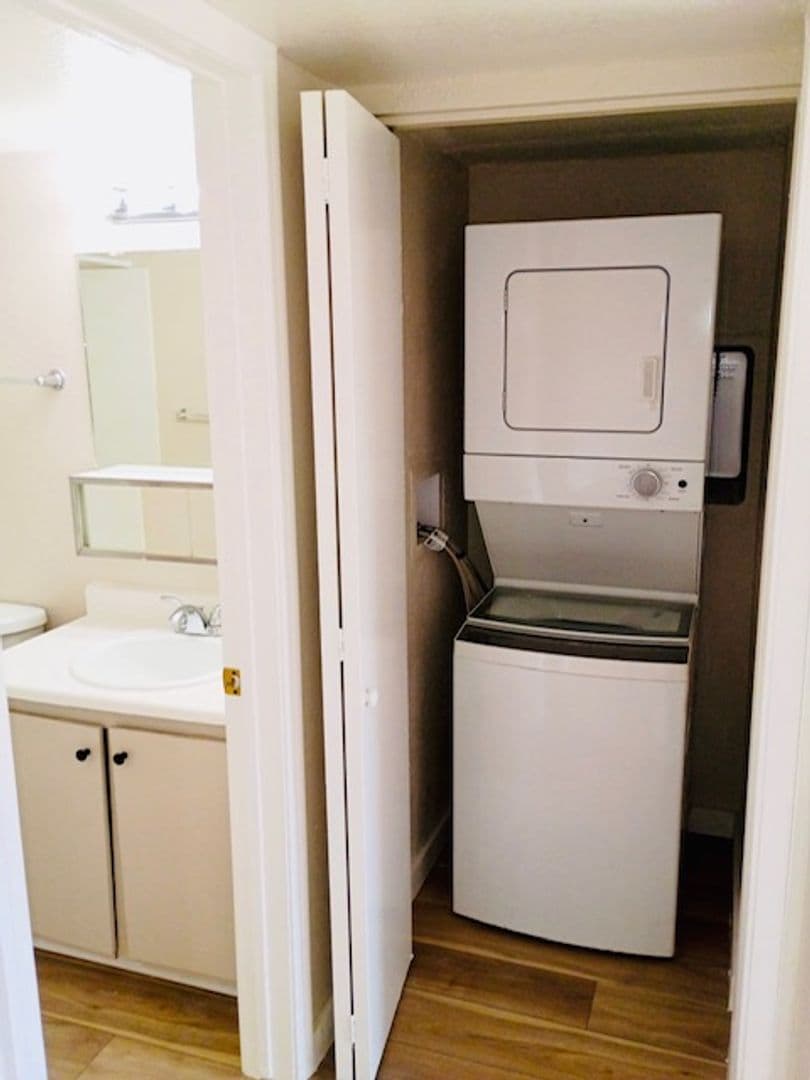 Phoenix Apartment: 5343 E Taylor St