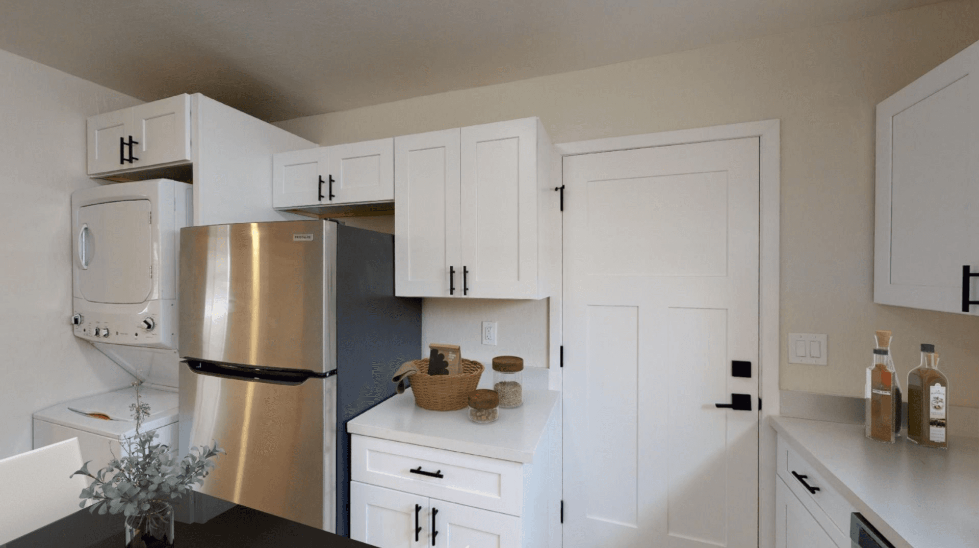 Phoenix Apartment: 906 E Roma Ave
