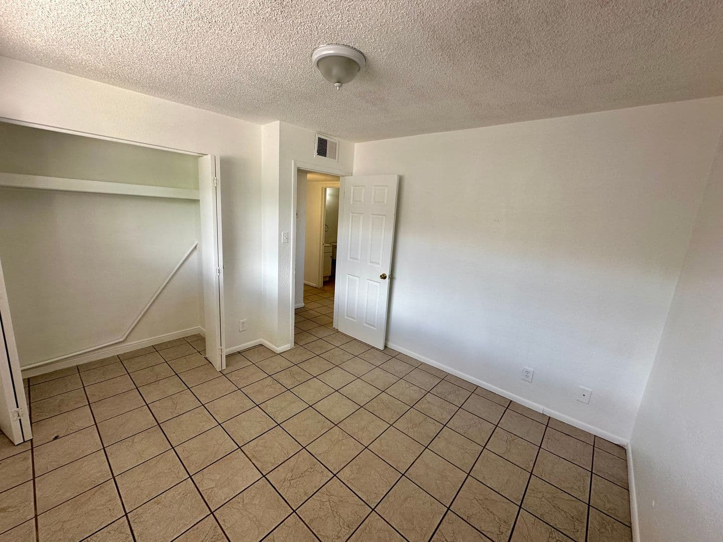 Tempe Apartment: 809 W 1st St