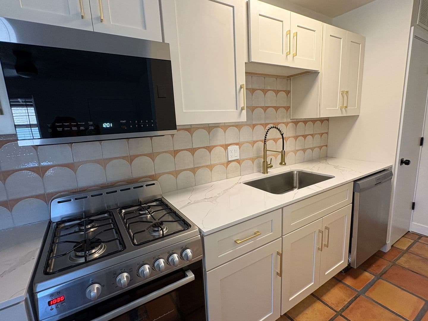 Tempe Apartment: 1867 E University Dr