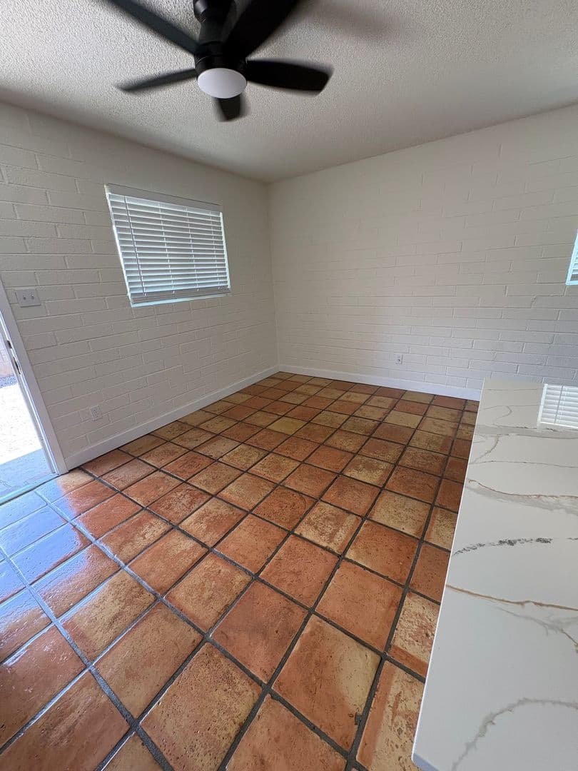 Tempe Apartment: 1867 E University Dr