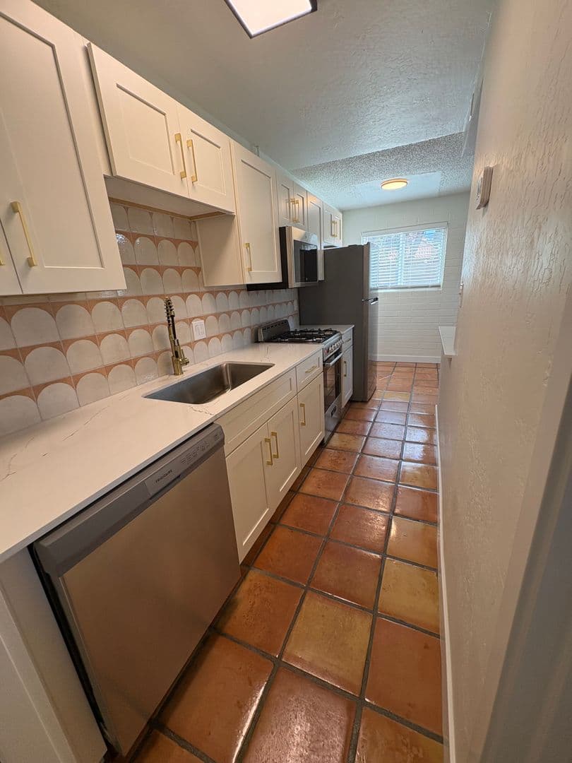 Tempe Apartment: 1873 E University Dr