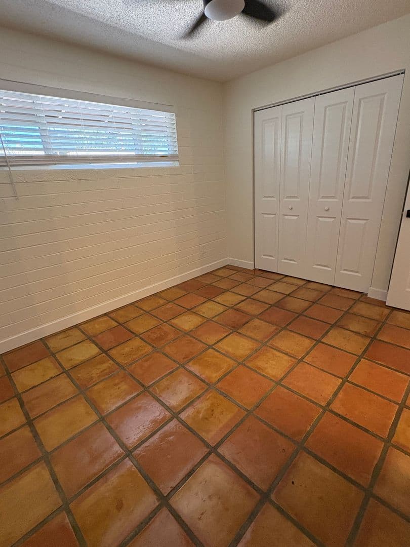 Tempe Apartment: 1867 E University Dr