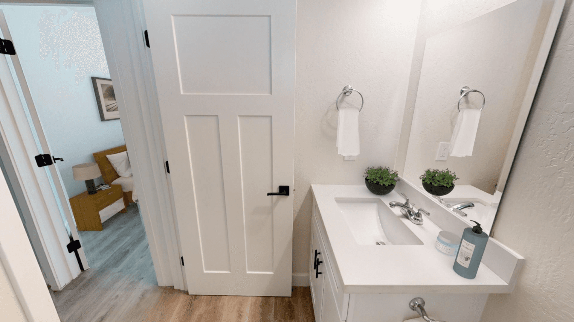 Phoenix Apartment: 906 E Roma Ave
