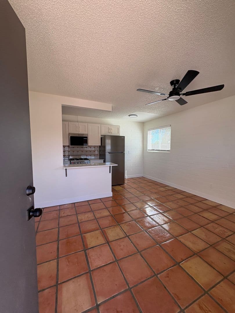 Tempe Apartment: 1873 E University Dr
