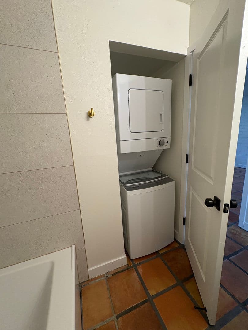 Tempe Apartment: 1873 E University Dr