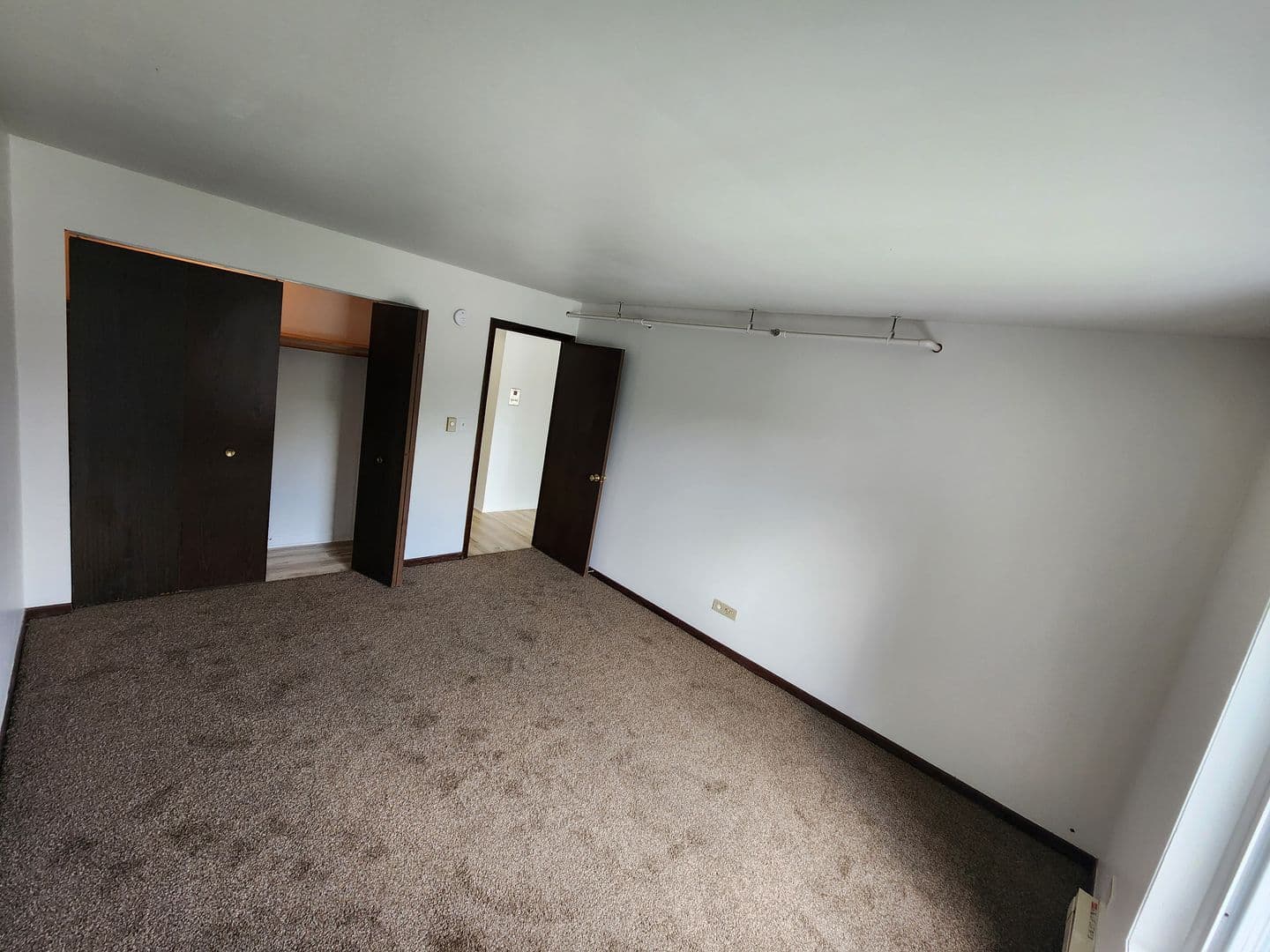 Berkeley Apartment: 5810 St. Charles Rd.