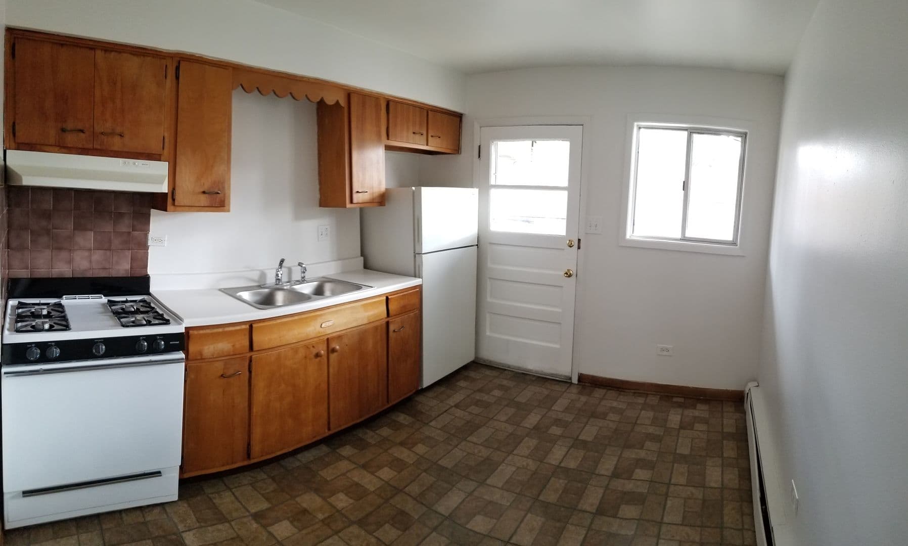 Broadview Apartment: 1912 S. 13th Ave