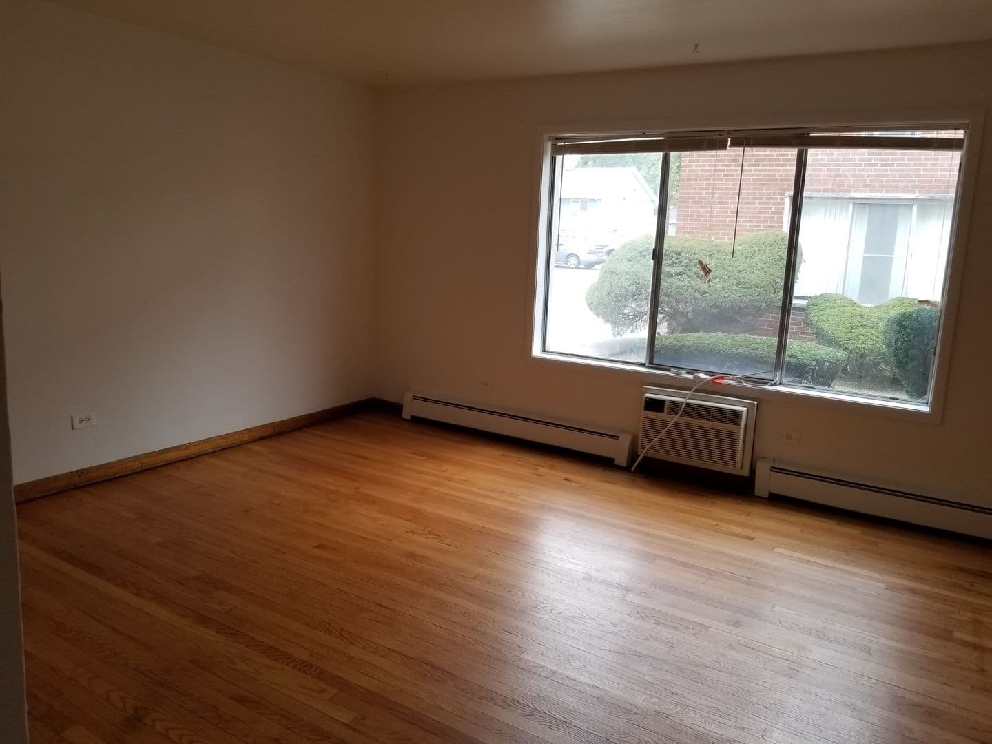 Broadview Apartment: 1912 S. 13th Ave