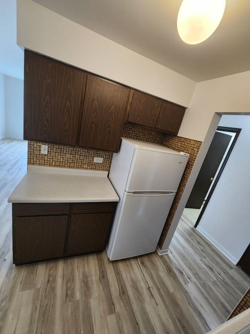 Berkeley Apartment: 5810 St. Charles Rd.