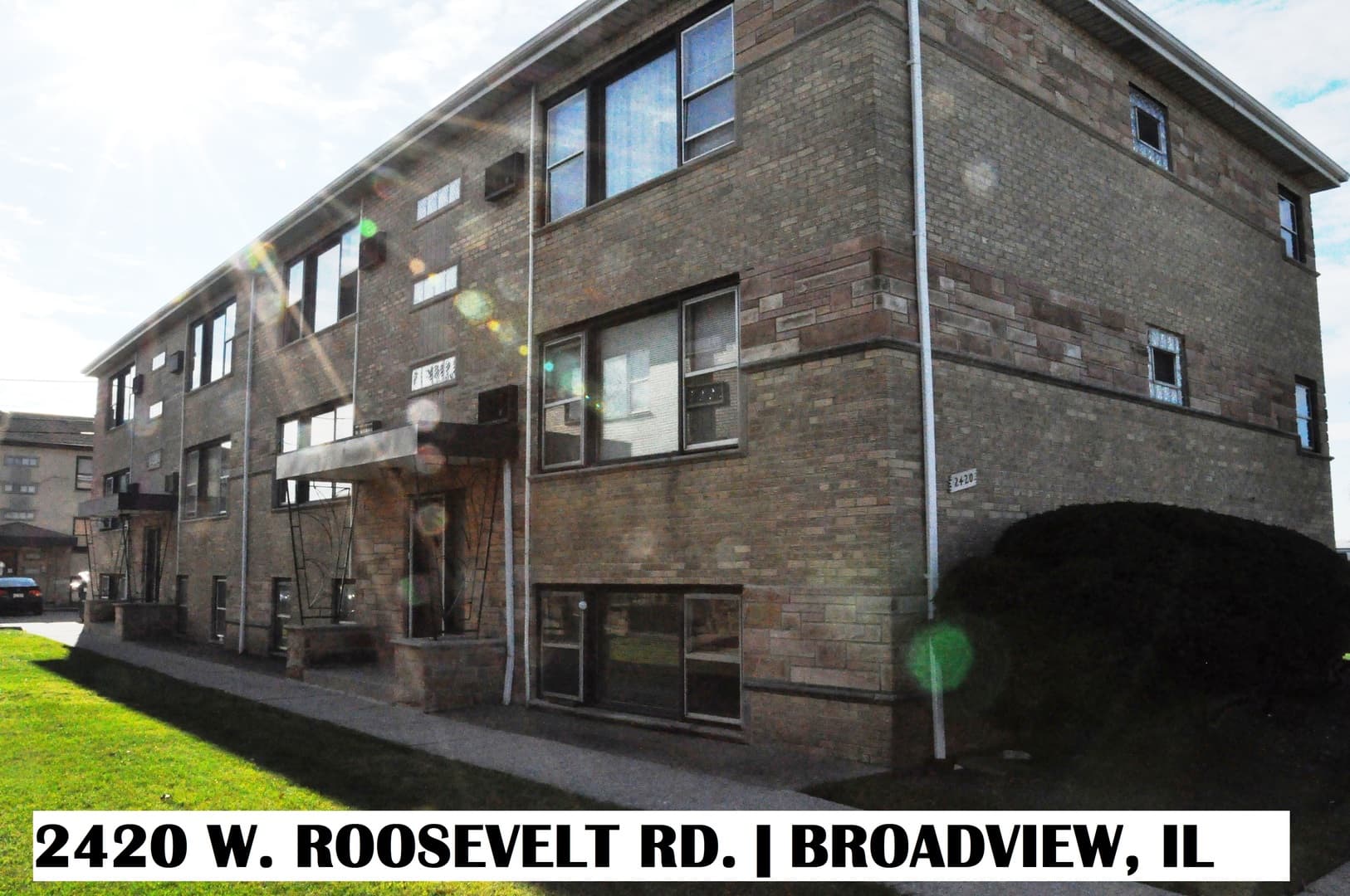 Broadview Apartment: 2420 W. Roosevelt Road