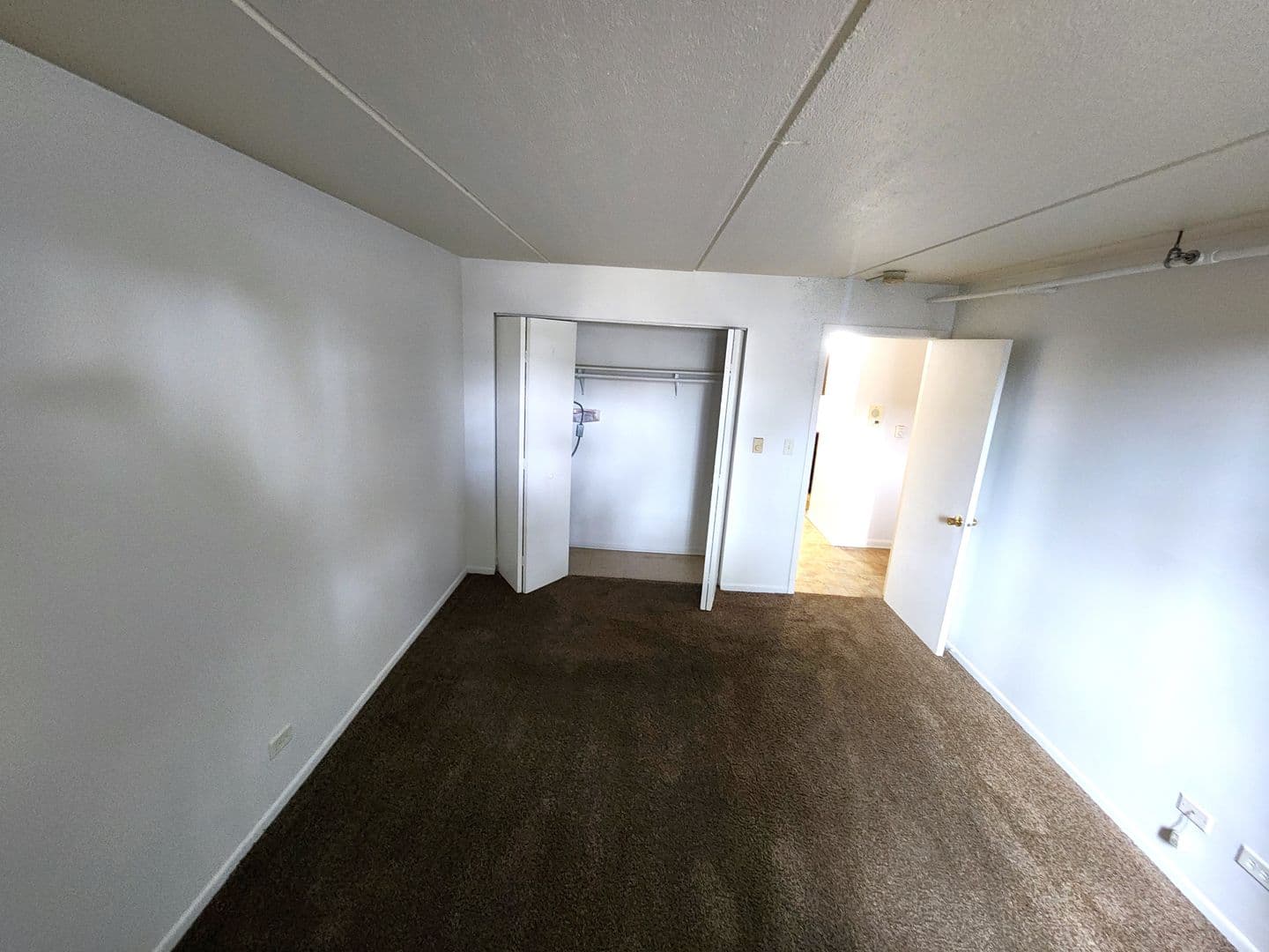 Berkeley Apartment: 5810 St. Charles Rd.