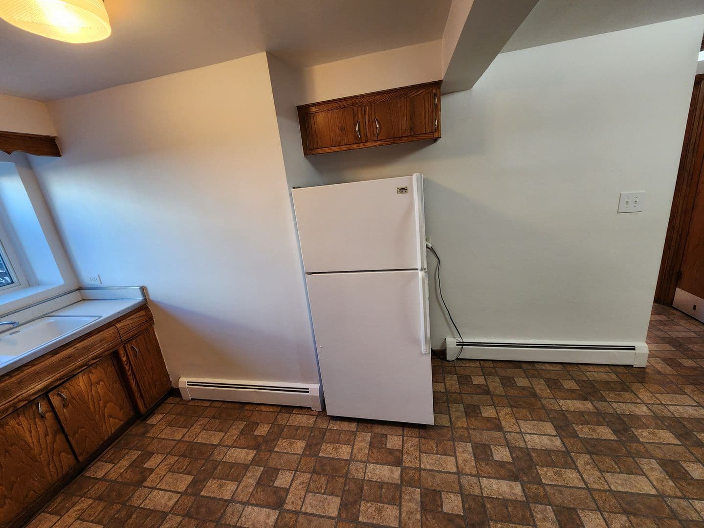 Broadview Apartment: 2420 W. Roosevelt Road