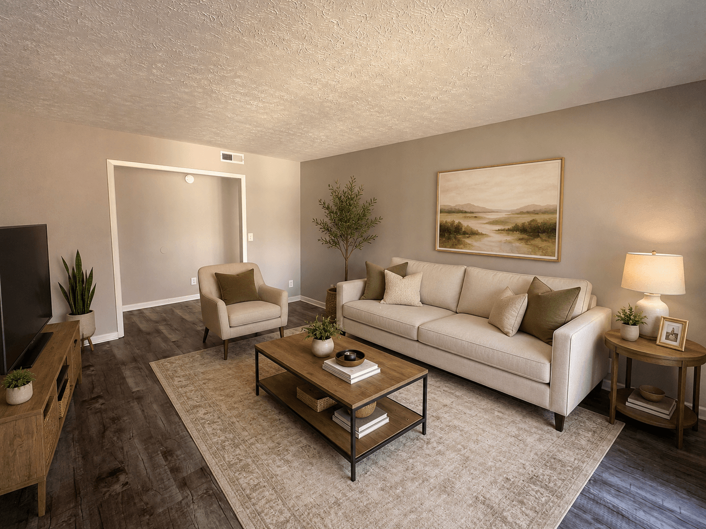Louisville Apartment: 119 Lakeview Court