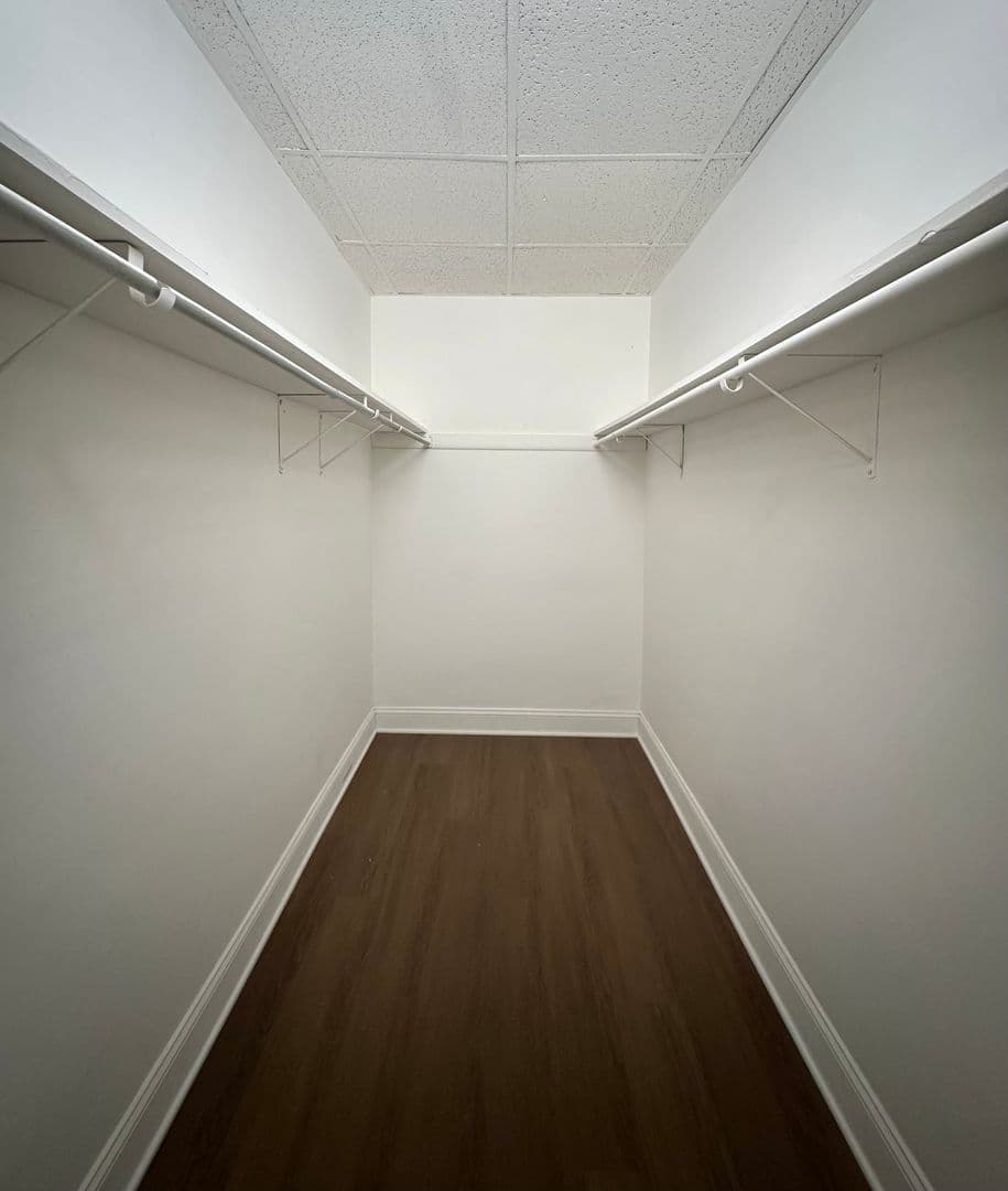 Louisville Apartment: 1918 Topside Rd