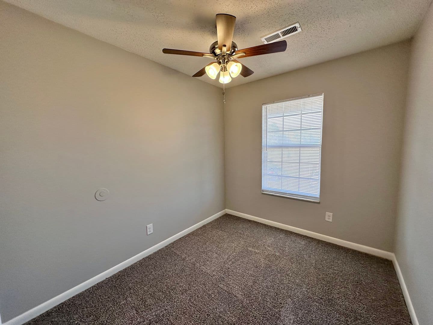 Maryville Apartment: 203 Stone Tree Drive