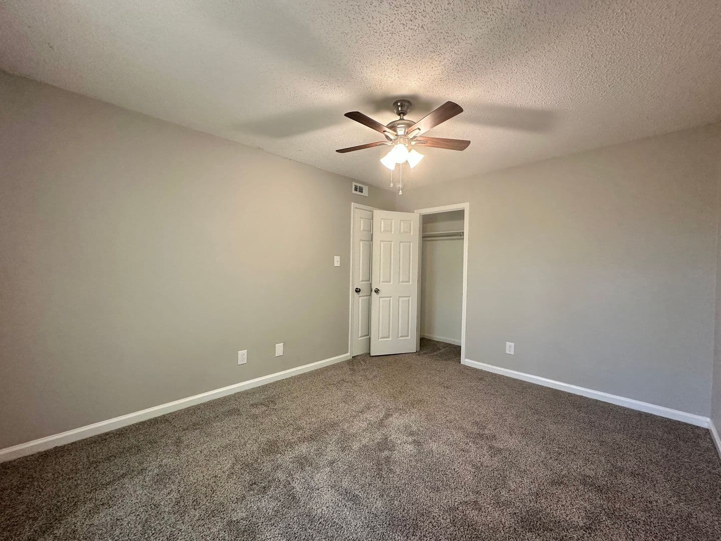 Maryville Apartment: 203 Stone Tree Drive
